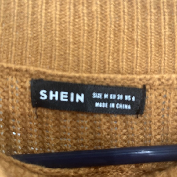 SHEIN Tan and Cream Knit Sweater - Picture 3 of 3